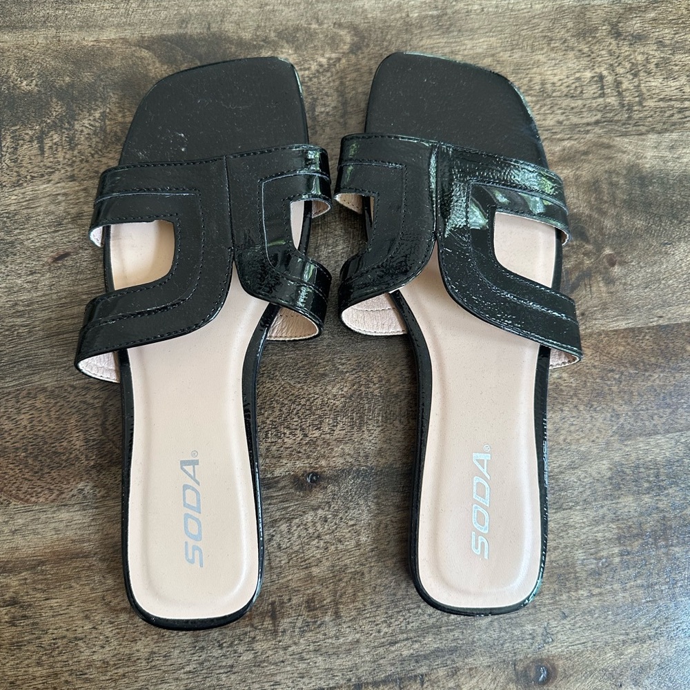 Like new Soda Black Sandals Modern Minimalist Design